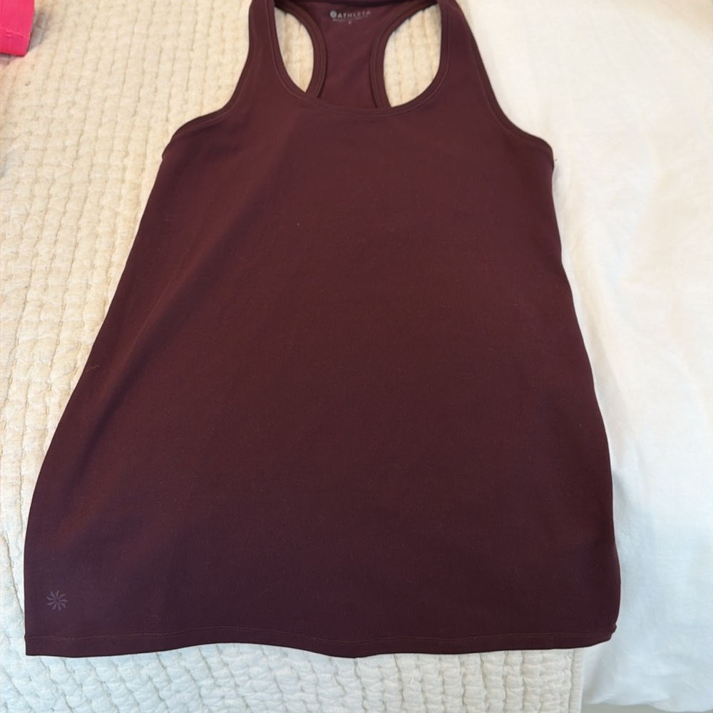 Workout top - Picture 2 of 4